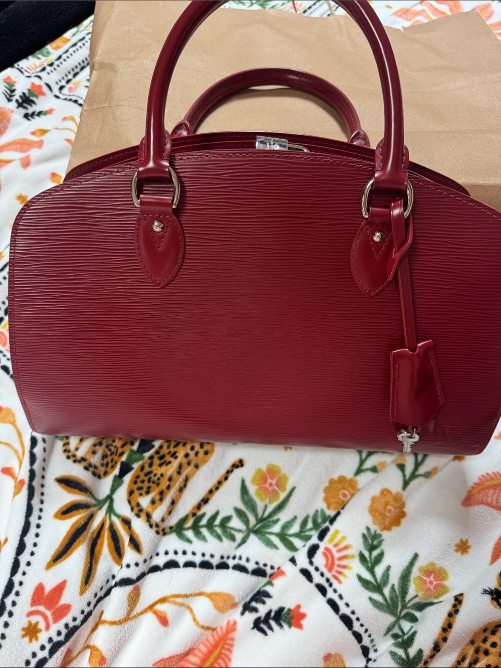 Louis Vuitton EPI leather Alma PM handbag